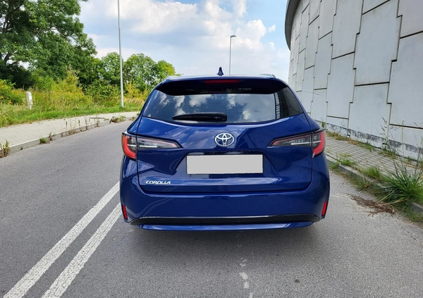 Toyota Corolla cena 64400 przebieg: 169000, rok produkcji 2019 z Szczytna małe 631